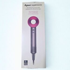 Dyson supersonic Hair Dryer Stylings Iron/Fuchsia HD08 w.5 Attaches NEW sealed